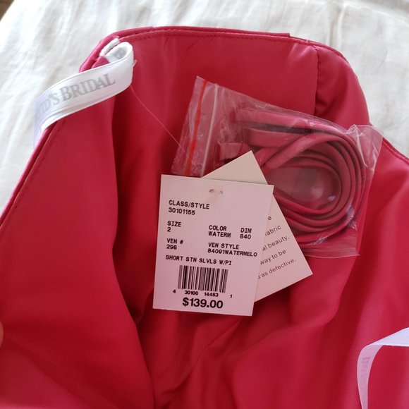 NWT David's Bridal Fucshia Bridesmaid/Cocktail/Prom knee-length dress - Picture 3 of 10